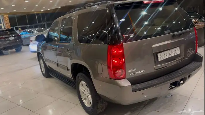 يوكن 2011 GMC 7