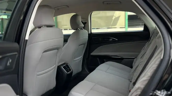 تورس 2022 سعودي اسود عداد قليل 11