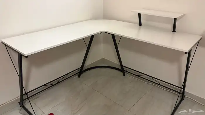 طاوله L قيمنق 0