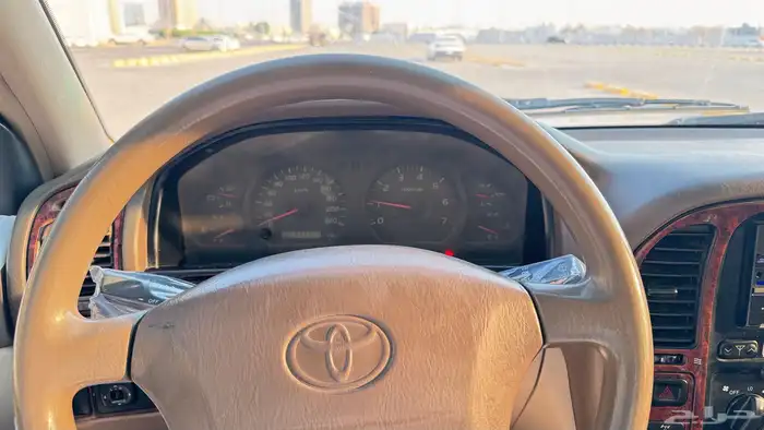 لاندكروزر 2001 7