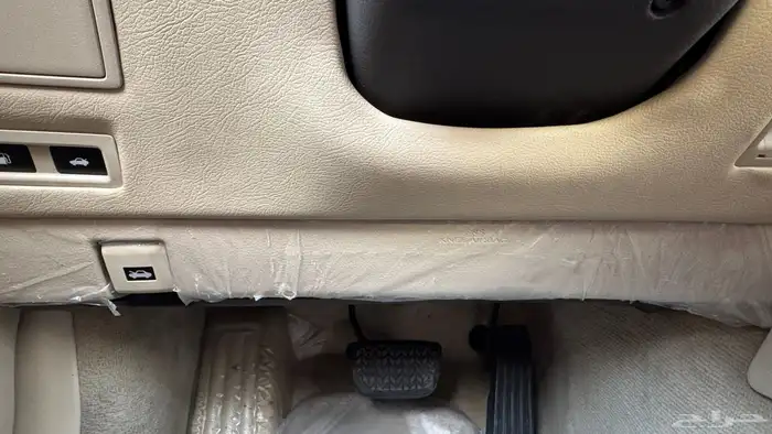 لكزس LS460L منوة المستخدم نظيف جدا وكالة 20