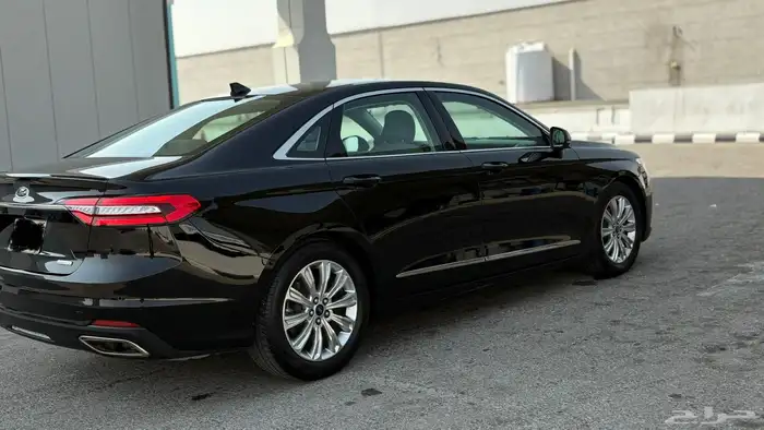 تورس 2022 سعودي اسود عداد قليل 1