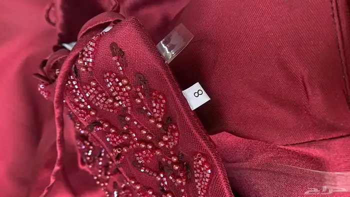 فستان غير مبلوس 2