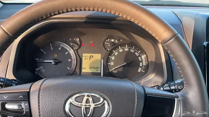 تويوتا لاند كروزر برادو 2018 11