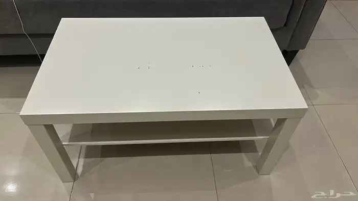 طاوله من ايكيا للبيع 1