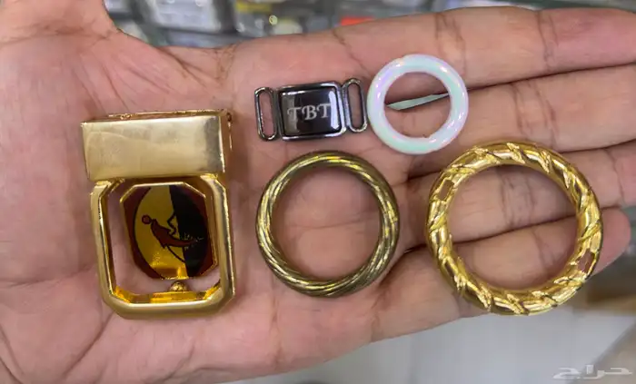 اكسسوارات منوعه شنط وحلقات وتقفيلات وبكلات احزمه اجراس جرس 10