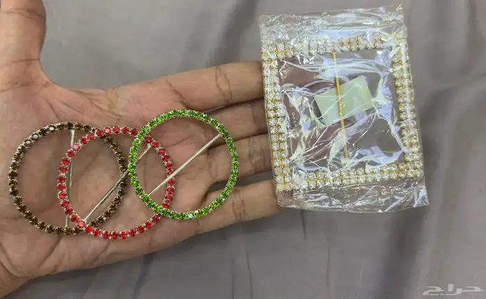 اكسسوارات منوعه شنط وحلقات وتقفيلات وبكلات احزمه اجراس جرس 18