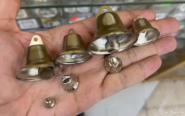 اكسسوارات منوعه شنط وحلقات وتقفيلات وبكلات احزمه اجراس جرس 5