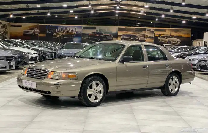 فورد فكتوريا سعودي 2004 0