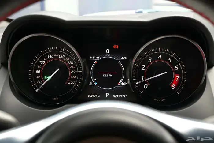 جاغوار F-Taype R 2018 11