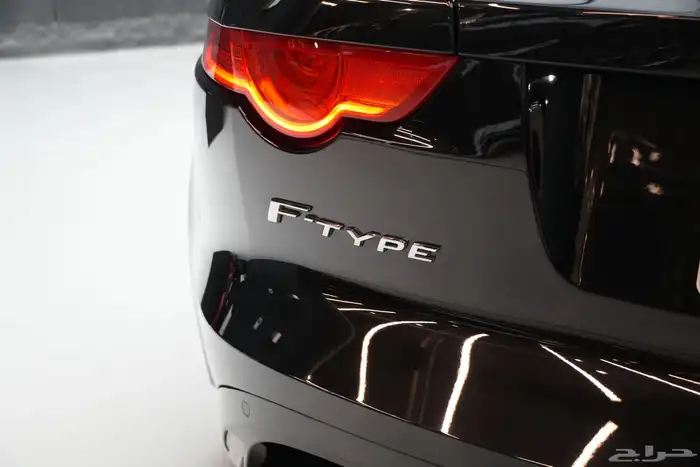 جاغوار F-Taype R 2018 19