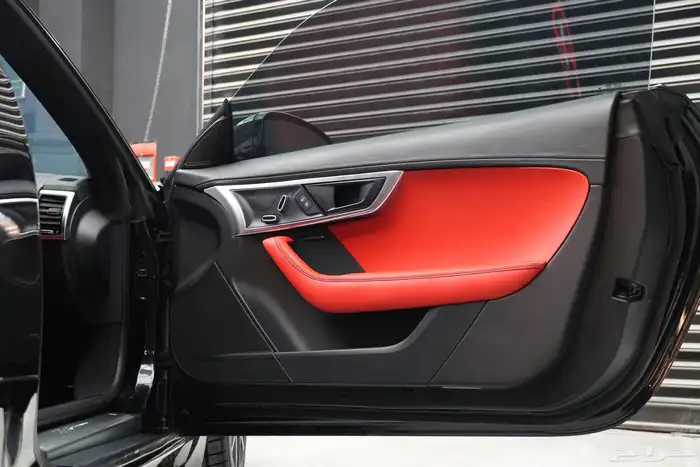 جاغوار F-Taype R 2018 15