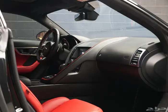 جاغوار F-Taype R 2018 16