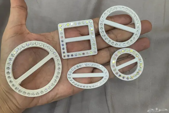 اكسسوارات منوعه شنط وحلقات وتقفيلات وبكلات احزمه اجراس جرس 20