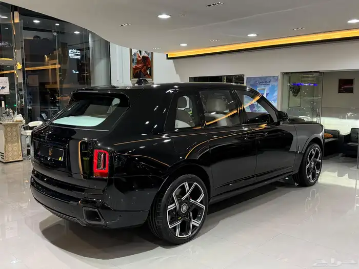 رولز رويس كولينان 2025 16