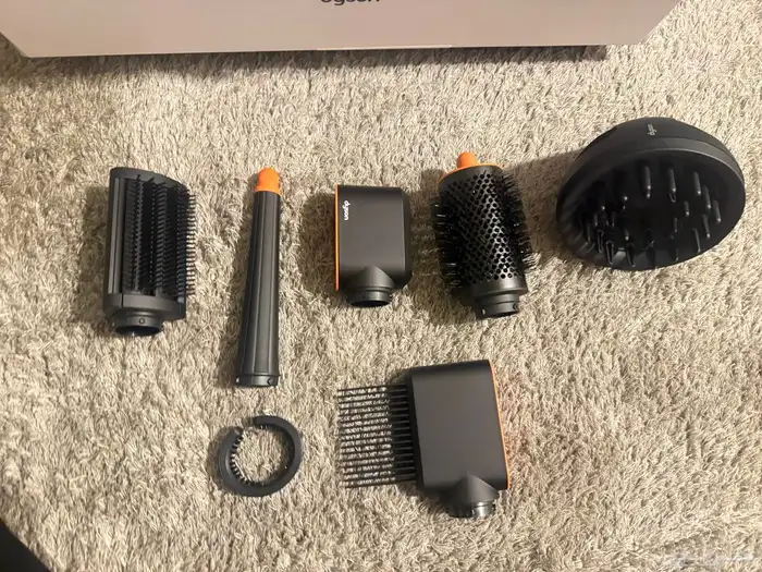 استشوار دايسون dison 1