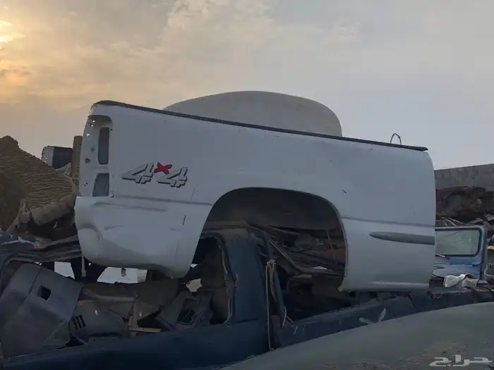 صندوق (حوض ) جي ام سي ونيت بكب 4