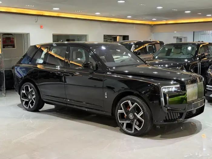 رولز رويس كولينان 2025 15