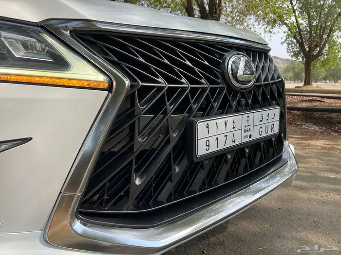 جيب لكزس 570 سوبر سبورت 2019 94