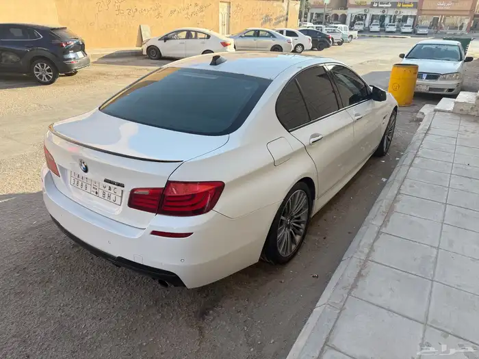 بي ام دبيلو 535i موديل 2011 3
