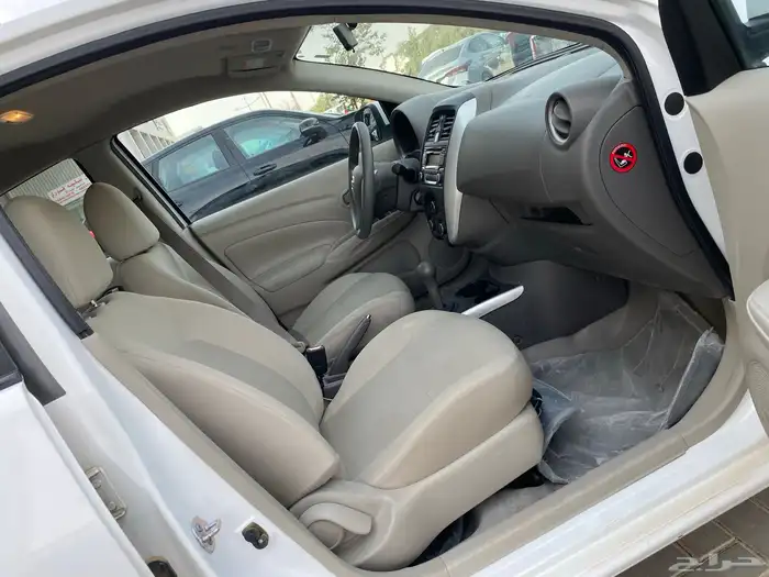 نيسان صني موديل 2023 فل كامل 10