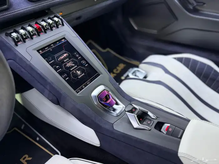 لامبورجيني هوريكن 4