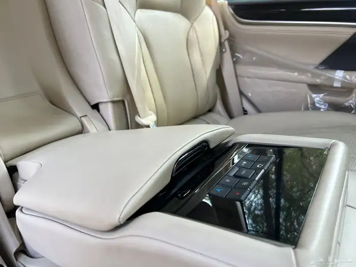 جيب لكزس 570 سوبر سبورت 2019 36