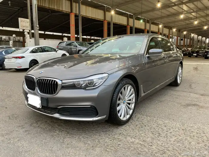 بي ام دبليو 730 2019 1