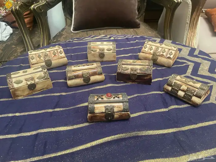 صناديق نحاس و عاجBone brass box 4