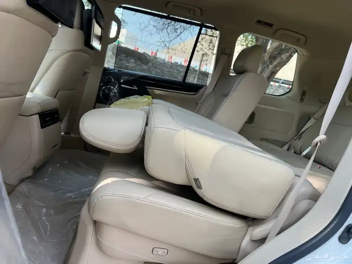 جيب لكزس 570 سوبر سبورت 2019 51