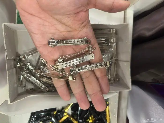 اكسسوارات منوعه شنط وحلقات وتقفيلات وبكلات احزمه اجراس جرس 22