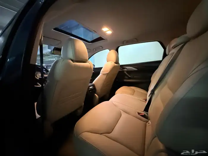 مازدا CX9 موديل 2024 فل كامل نظيفه 37