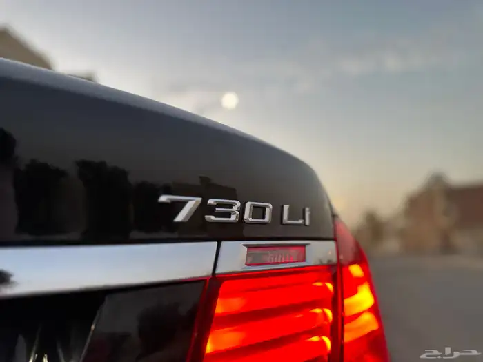 بي ام دبليو 730li نظيف جدآ 2015ممشى قليل 62