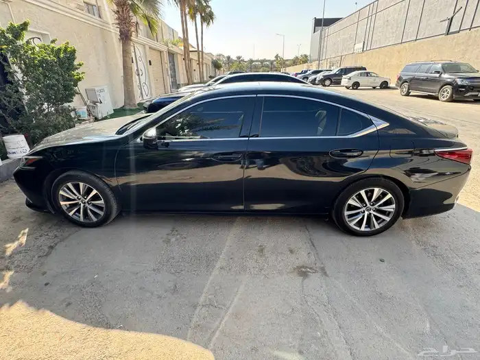 لكسز ES 2020 منوة للمستخدم 3