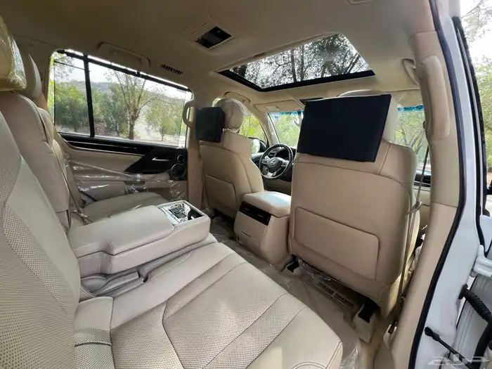 جيب لكزس 570 سوبر سبورت 2019 32