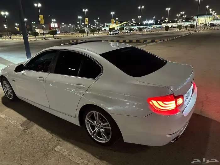 بي ام دبليو 528 أبيض  لؤلؤي 2014 نظيف جاهز للاستخدام 12