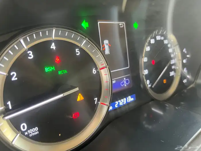 جيب لكزس 570 سوبر سبورت 2019 17