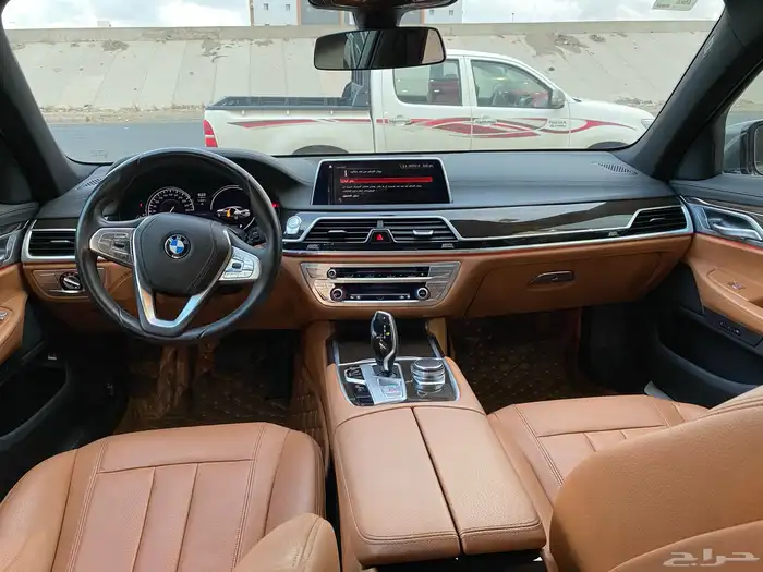 بي ام دبليو 730 2019 8