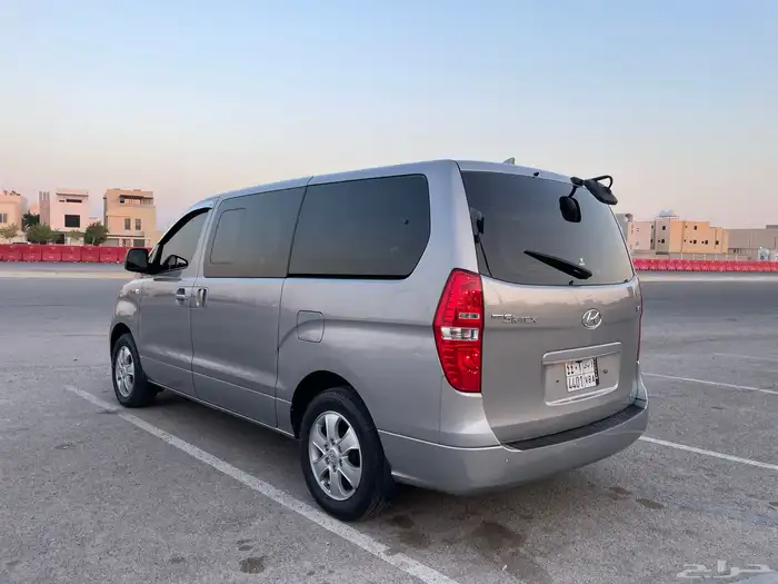 هونداي H1 ديزل 12 راكب 4