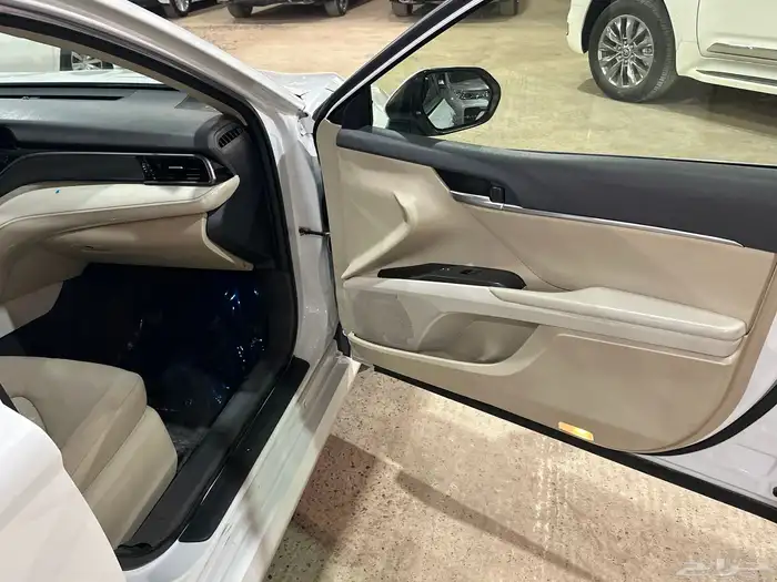 تويوتا كامري GLE موديل 2023 سعودي 29