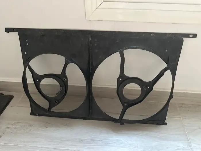 متوفر اطار وريش مراوح سوبارو حجم كبير 1