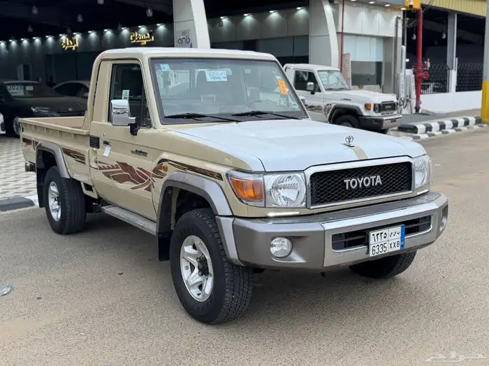 شاص 2023 سعودي رفرف دفلك ماشي 56 الف ع الشرط 1