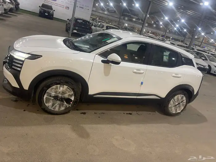 نيسان كيكس نص فل 2025 (يتوفر جميع الالوان ) 2