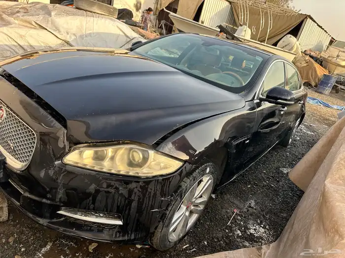 جاكور Xj ( بدون مكينه ) اعلا مواصفات 1