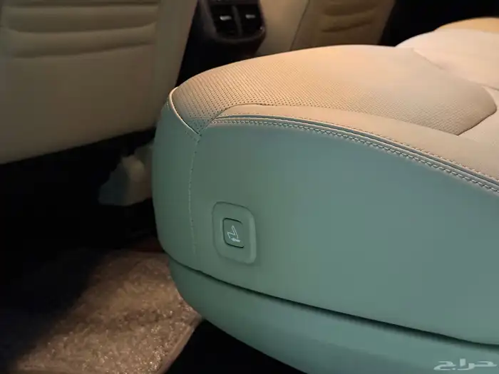 مازدا CX9 موديل 2024 فل كامل نظيفه 36