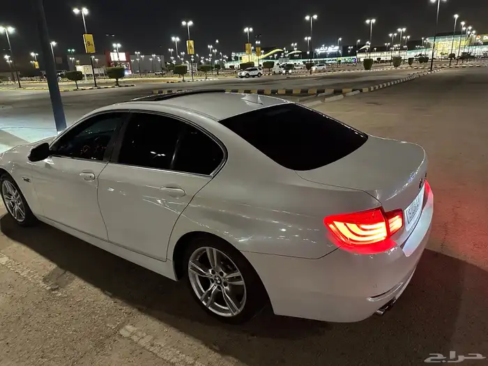 بي ام دبليو 528 أبيض  لؤلؤي 2014 نظيف جاهز للاستخدام 15