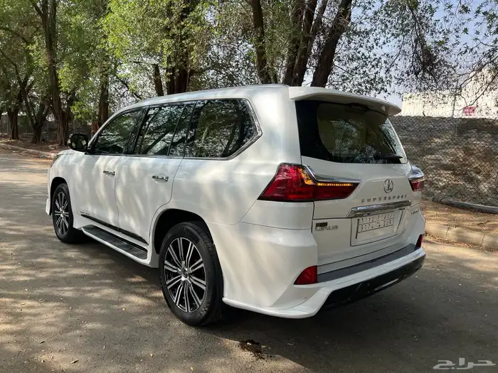 جيب لكزس 570 سوبر سبورت 2019 5