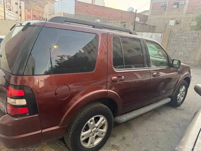 جيب فورد اكسبلور 2010 نظيف للبيع 2