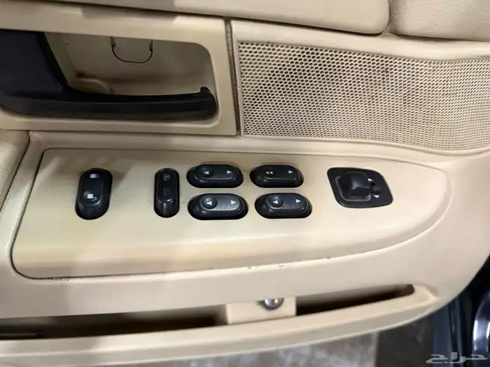 للبيع فورد كراون فكتوريا 2008 مدني جامعة ابهاء 19