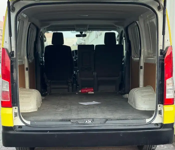 تويوتا هايس بضاعه 2019 سقف منخفض سعر 72000 الف 10